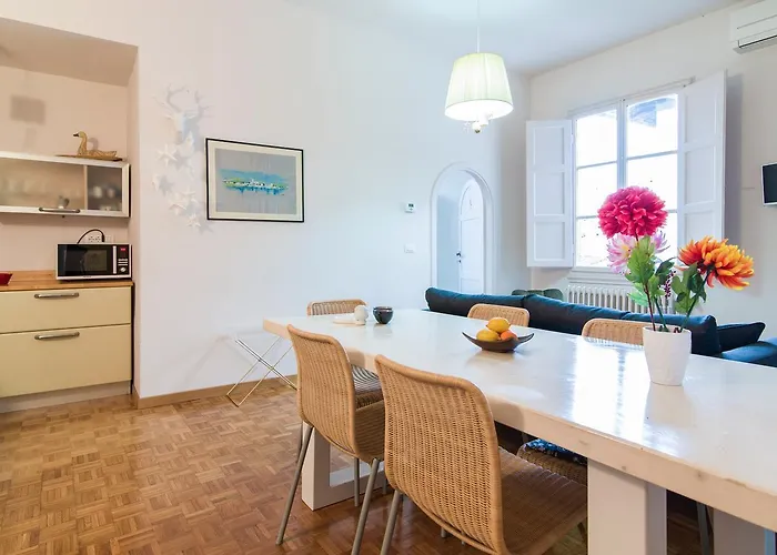 شقة Santo Spirito Cozy Flat فلورنس